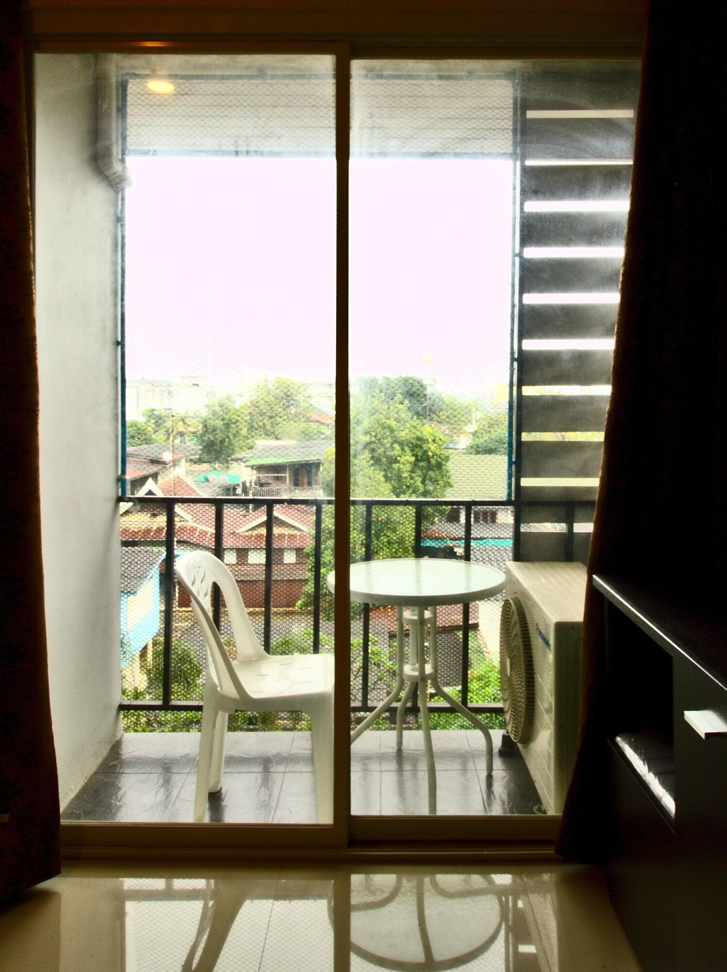 The Avail Hotel Phra Nakhon Si Ayutthaya Exterior photo